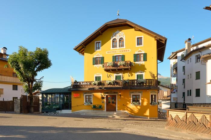 Ambra Cortina Luxury&Fashion Hotel