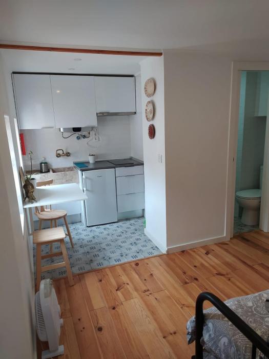 Studio apartment in the heart of Lisbon - RocktheCasbah