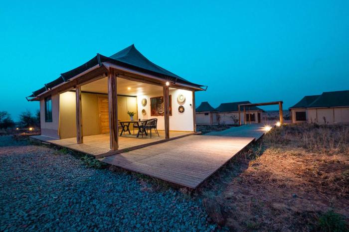 Bushland Luxury Camp