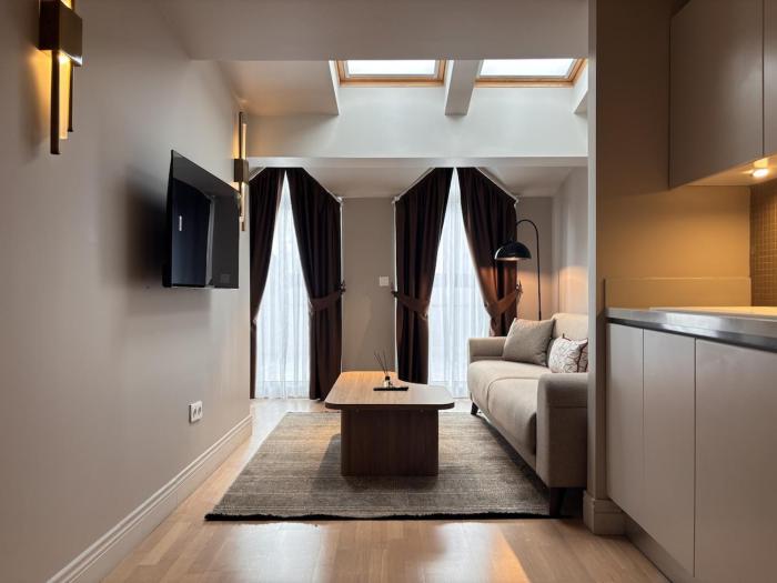 Penthouse Suite with Private Terrace