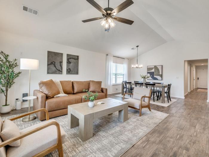 4BR Home, Broken Arrow Extended & Monthly Stays