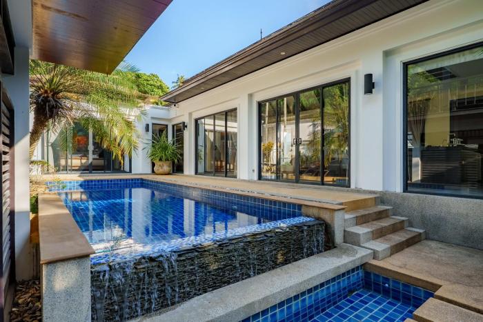 3BR Eva Tropical Villa Private Pool Naiharn