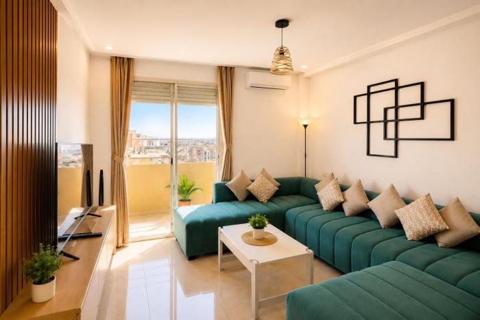New apartment, swimming pool, beautiful view, 5 min to the beach by car