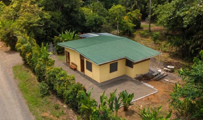 Casa Chilamate Alojamiento Completo Refugio Rustico con Senderos & Rio