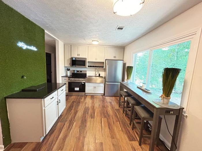 Cozy Stay Near ATL airport