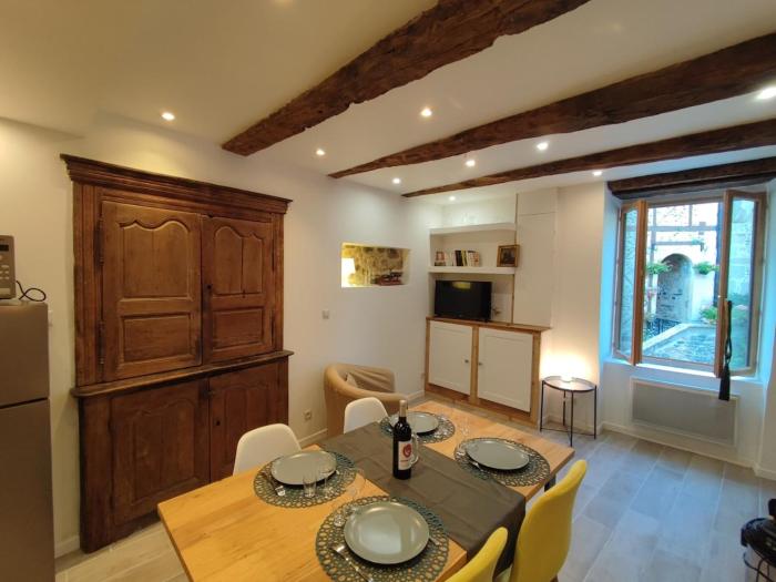 Votre maison au coeur de sainte Eulalie Dolt