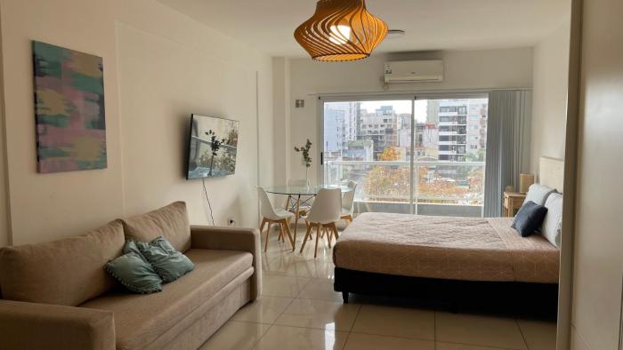 Studio in Corrientes Avenue - 6th Floor & Balcony