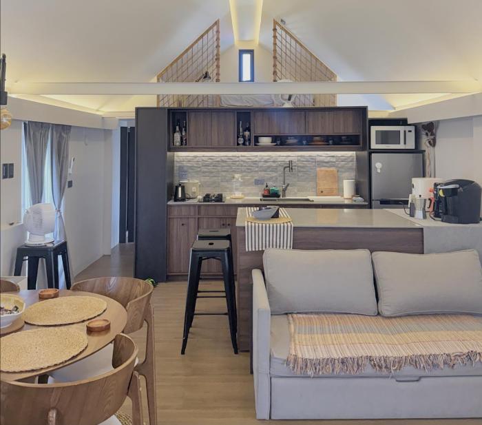 Elev Ph - Staycation Penthouse