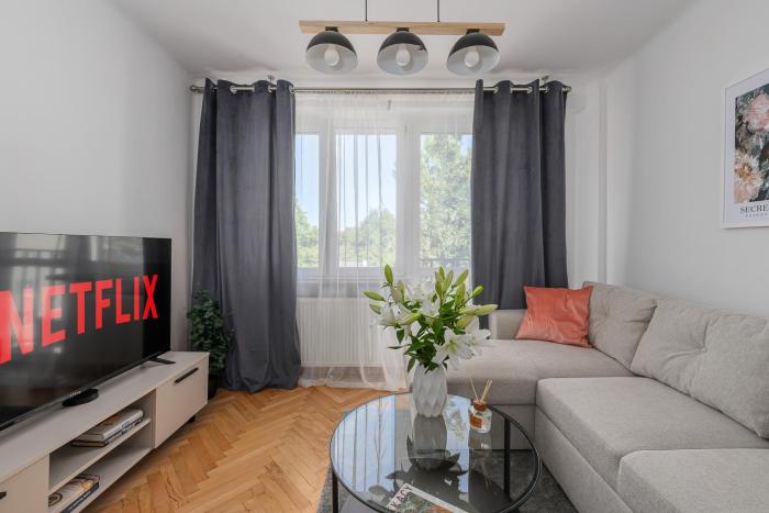Lumina I 3-room Apart with Balcony I near Park Moczydło I Metro