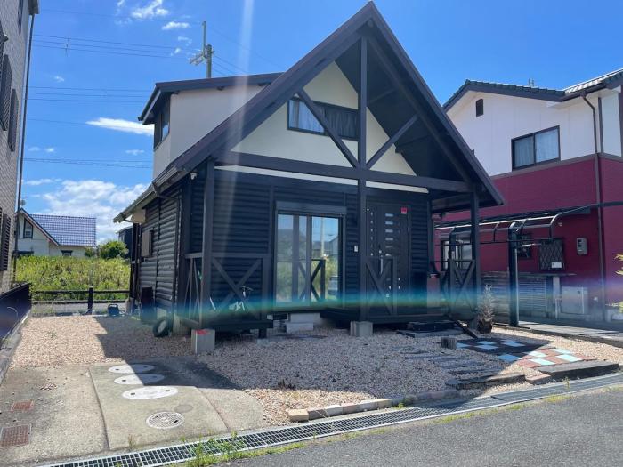 ちいさなリトリート琵琶湖-ゆったり過ごす貸切ログハウス-BBQ鍋ok-琵琶湖まで徒歩約3分