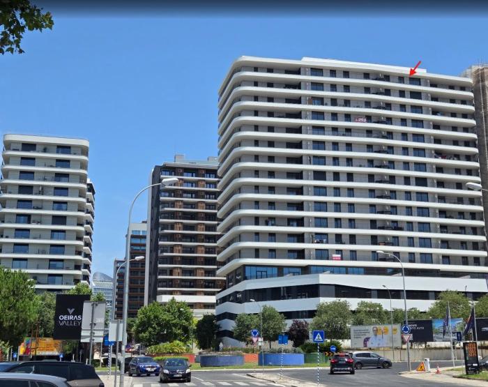 New 2 bedroom appartement with pool & ocean view