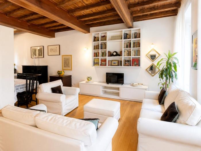 Leonina Luxury Euroform