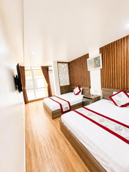 Catba Mr Long Hotel