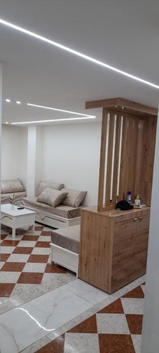 Appartement F3 bien équipé à boulevard millenium oran
