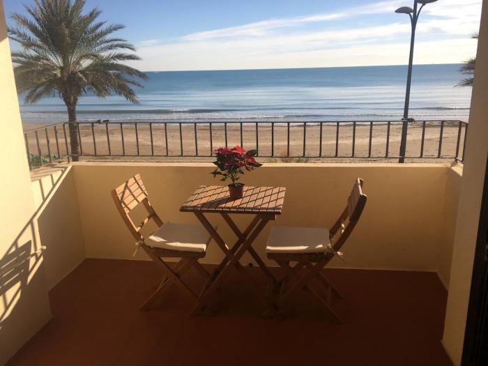 Apartamento 1ª línea playa