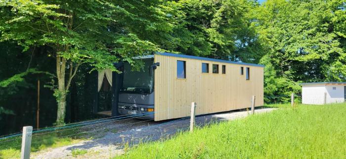 Ranč na hribu - AVTOBUS