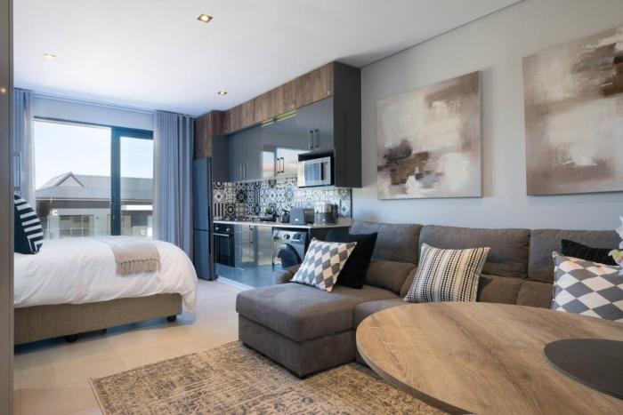 Slick Studio at Ocean Club H24