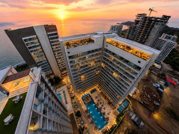 Reserva del Mar Terraza 360 Piso 19 con Piscinas y Jacuzzis Vista al Mar Bello Horizonte