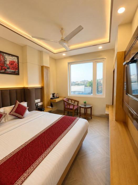 Hotel Aman Imperial Just Near By New Delhi Railway Station And Connaught Place