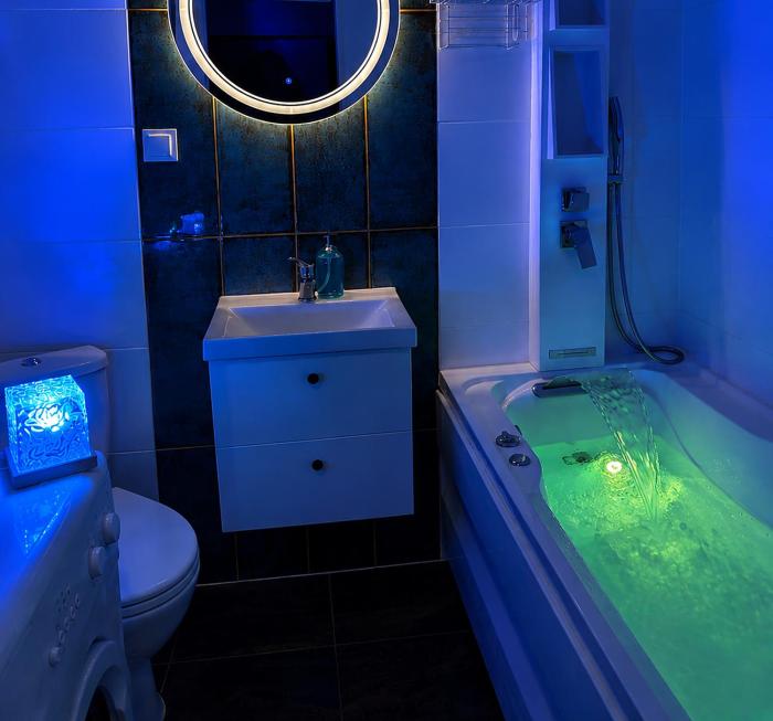Apartament JungleSPA z prywatnym jacuzzi centrum Wrocław samodzielne zameldowanie i bezpłatny parking