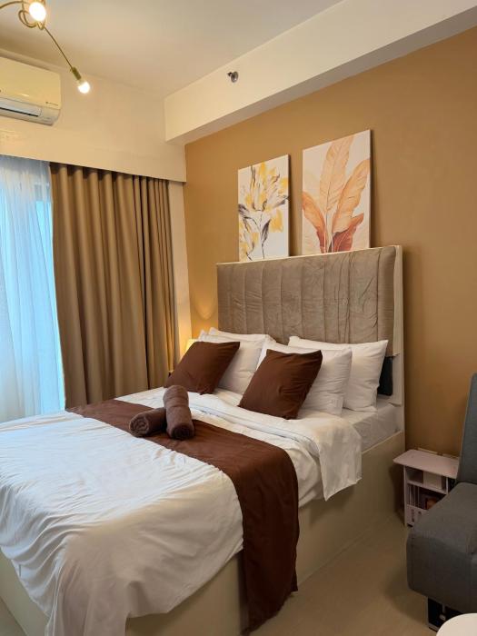Shore Residences Condo in SM MOA, SMX, Arena near Airport