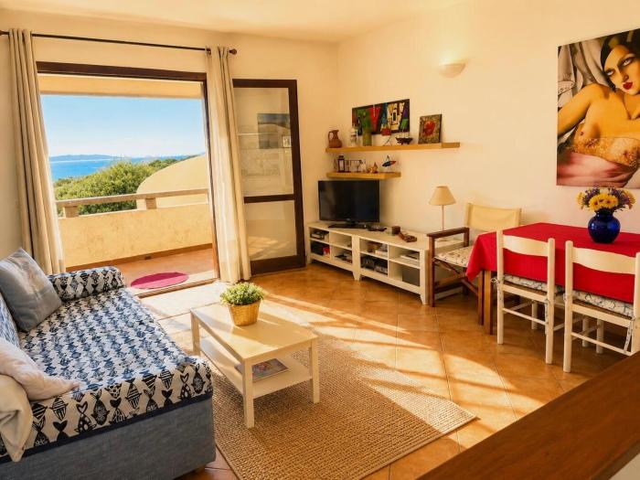Home Sea view-Costa Smeralda-Palau 5 min from the beach La Sciumara