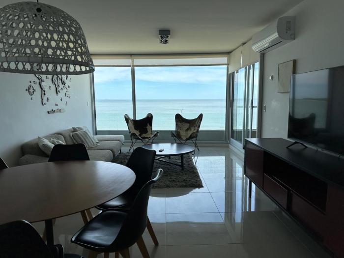 Apartamento con terraza propia - Se permite mascota - Edificio Lumiere - Atención Médica incluida
