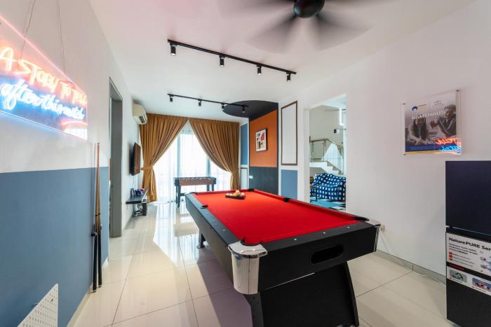 Epic Residence Gamehaus by Sleepy Bear Stays