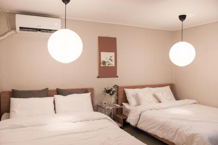 A warm houseyou can live like a Seoulite Close to Seongsu and Dongdaemun 5 minutes to Haengdang Station 10 minutes to Wangsimni free parking
