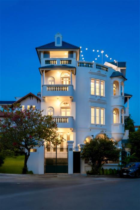 Lux White- 53 Đs 20- 10Br- Pool, bbq, view Lm81