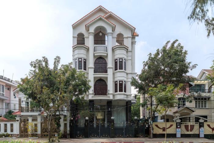 Mia Villa - 92ds 1 Trung Sơn, 9 bedrooms, pool, BBQ