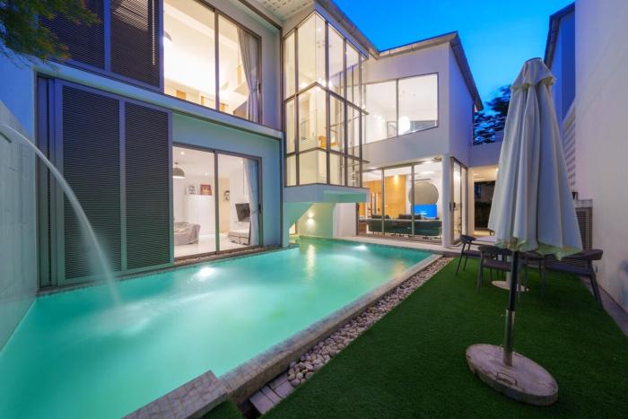 Modern 3BDR pool Villa in Pasak Bangtao