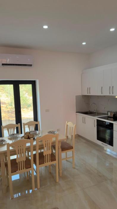 Vila Juli Tragjas