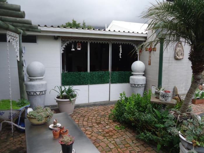 SEA-Esta Cottage