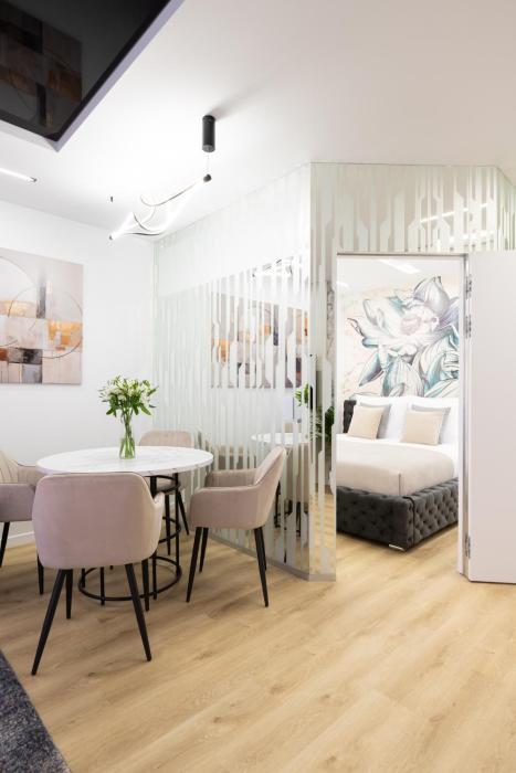 Native Apartments Wita Stwosza 20I4