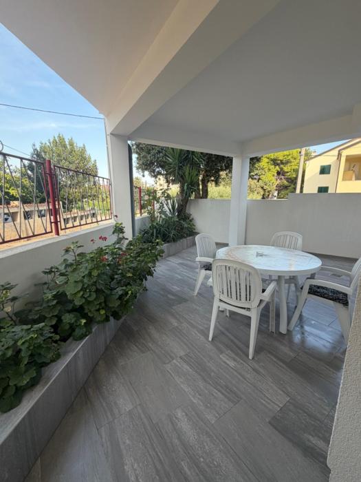 Villa Danica app1