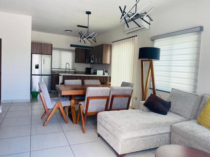 Moderna y cómoda residencia