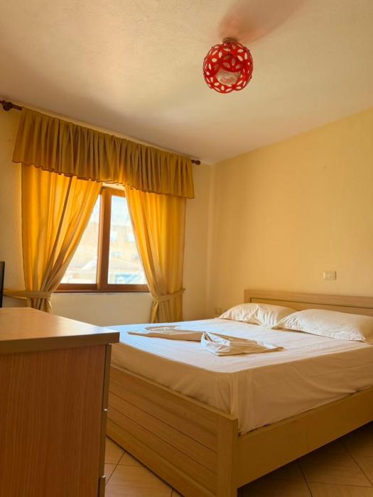 Apartments by the sea Saranda