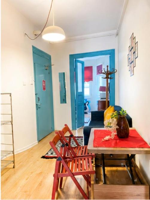 Taksim sofa house