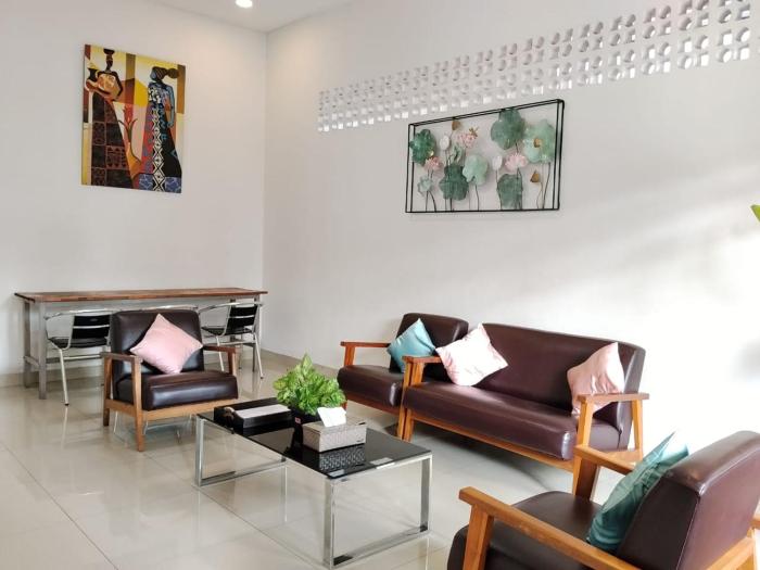 Tropical Cozy House in the heart of Medan