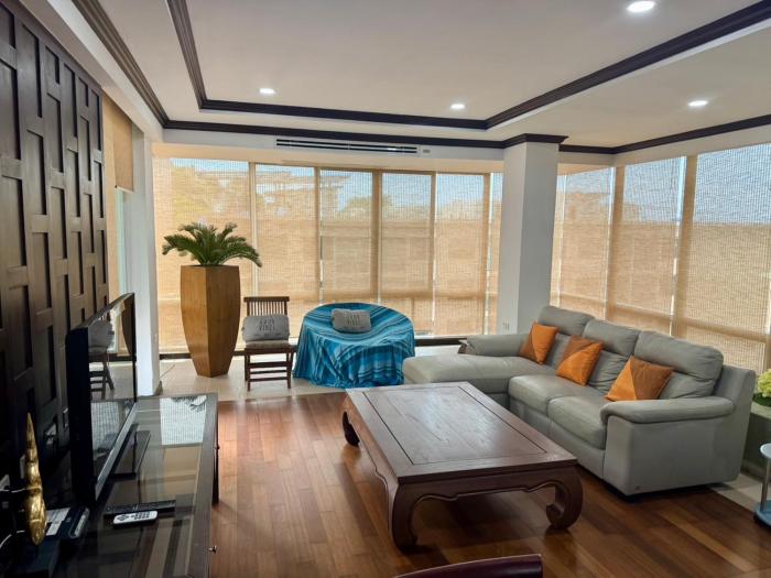 Karon Beach Deluxe Apartment with Private Rooftop Pool