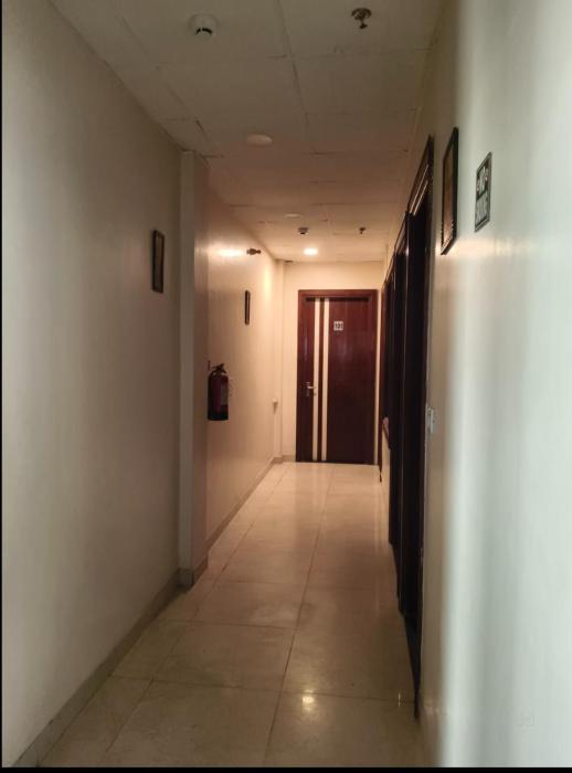 Hotel NCR & Cafe