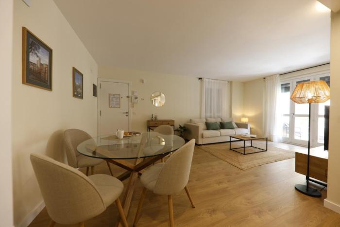 Bravissimo Galligants, Monthly Apartment with parking