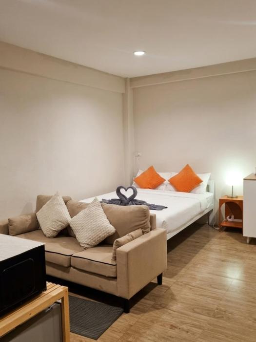 Pitarntong - Cozy Room Near MRT Bang Son