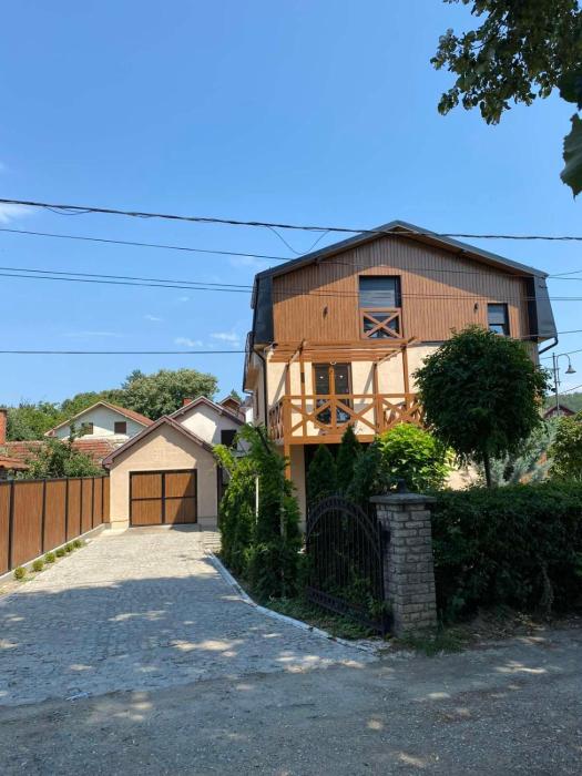 Apartmani Dora