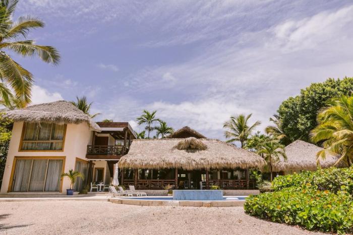 Cap. Cana 4BR Luxury Getaway. Private Pool and View