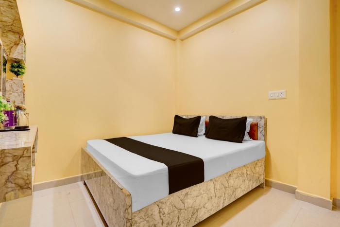 Hotel O Vatika Restaurant & Banquet