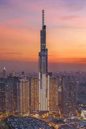 Landmark Elegant 1BR with Stunning High-Floor City Views