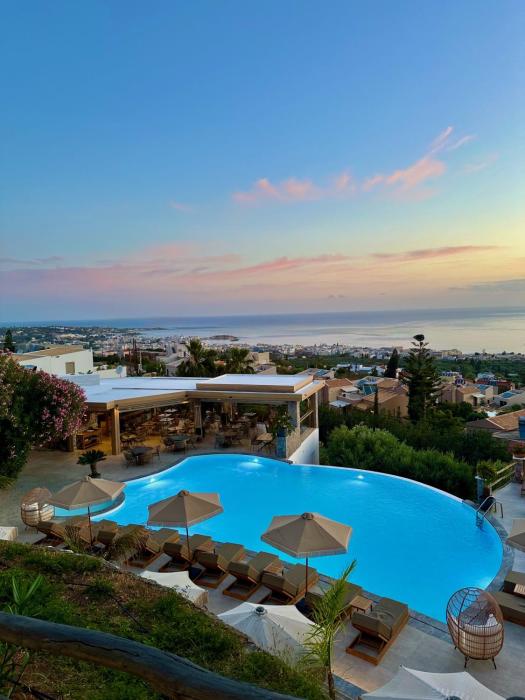 Creta Blue Boutique Hotel
