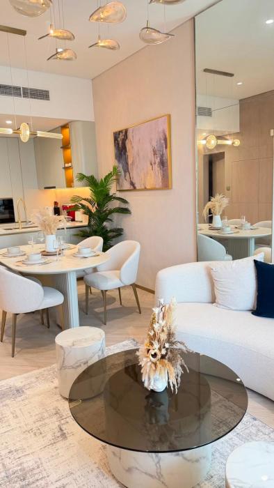 Brand New Unit Near The Beach